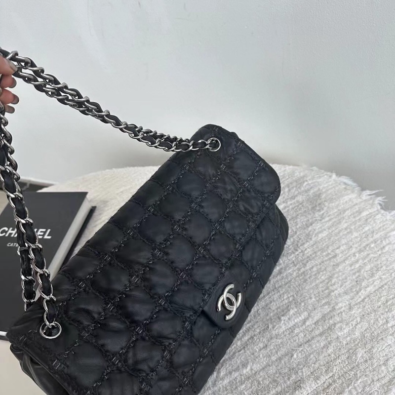 香奈兒 Chanel 毛呢外縫線泡芙機場包xl-4