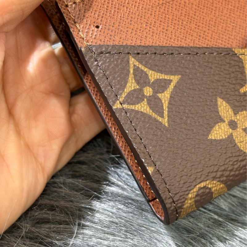 LV M63801 老花 原花 咖皮 金釦 名片夾 卡包 皮夾 零錢包 卡夾-20