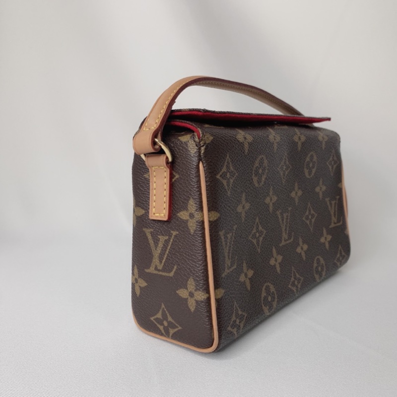 LV 老花表參道方盒子手提包-3