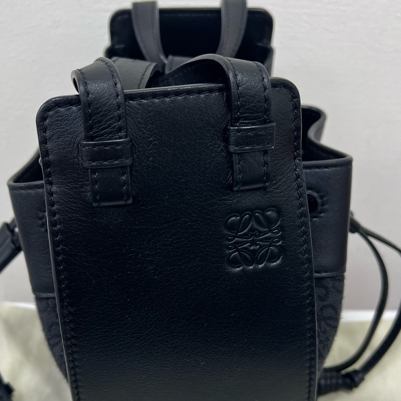 Loewe Hammock mini 吊床包 經典黑色-2