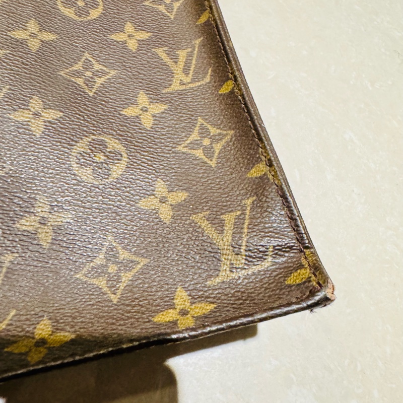 已售出!Louis Vuitton LV sac plat絕版經典款 LV琴譜包-12