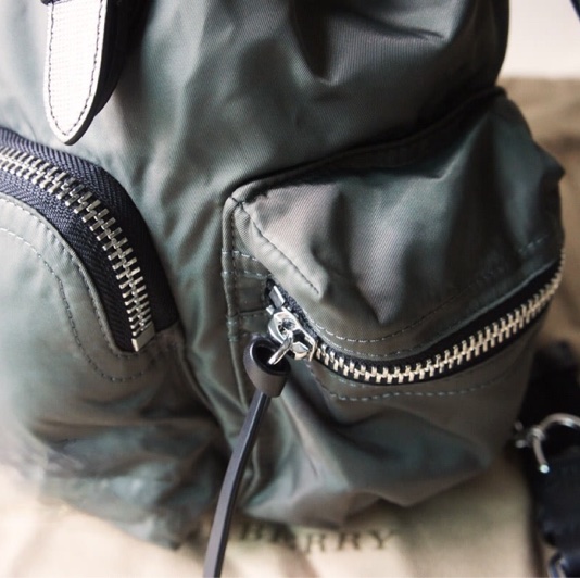 Burberry rucksack 灰色後背包 中號-10