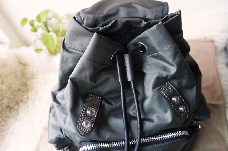 Burberry rucksack 灰色後背包 中號-11