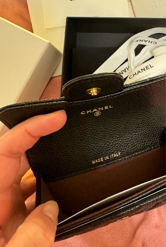 ❌sold❌香奈兒經典cf黑金牛卡包 魚子醬牛皮-1