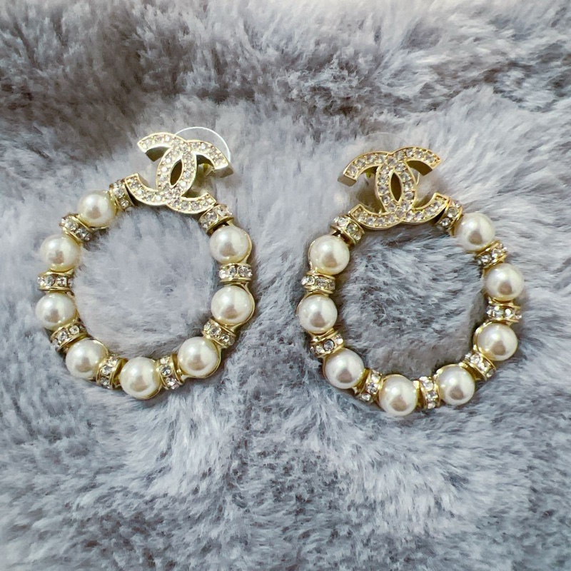 Chanel Black Pink Jennie 同款珍珠耳環-1