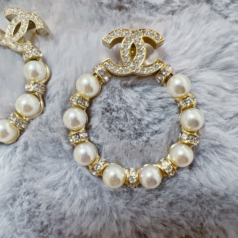 Chanel Black Pink Jennie 同款珍珠耳環-5