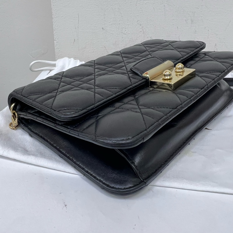 Dior 大mini黑金羊皮Miss Dior斜背包-4