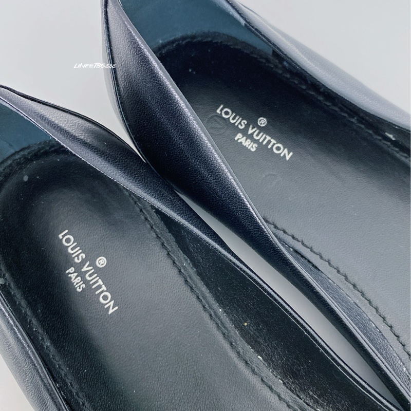 Louis Vuitton 尖頭平底鞋 黑色皮革LV-27