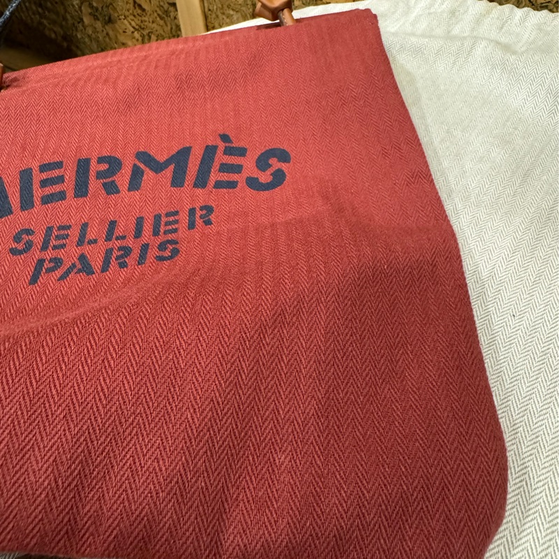 二手正品。Hermes Aline Canvas Bag。新手上架 便宜賣。-9