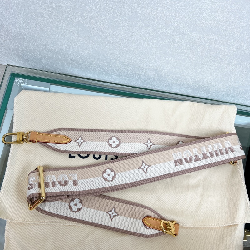 Lv speedy 20 奶茶米色肩帶-14