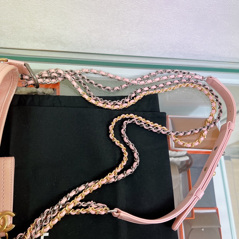 (已出) 夢幻配色🧡Chanel gabrielle hobo small 小號流浪包 珠光粉紅-11