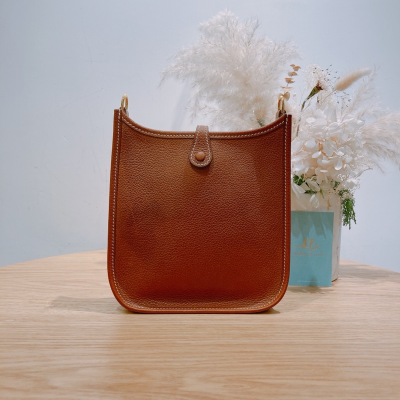 愛馬仕迷你伊芙琳 金棕金扣 TM皮 Mini Evelyne Gold Color-1