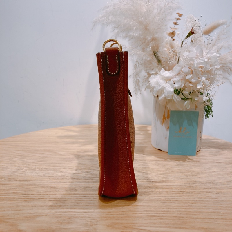 愛馬仕迷你伊芙琳 金棕金扣 TM皮 Mini Evelyne Gold Color-2