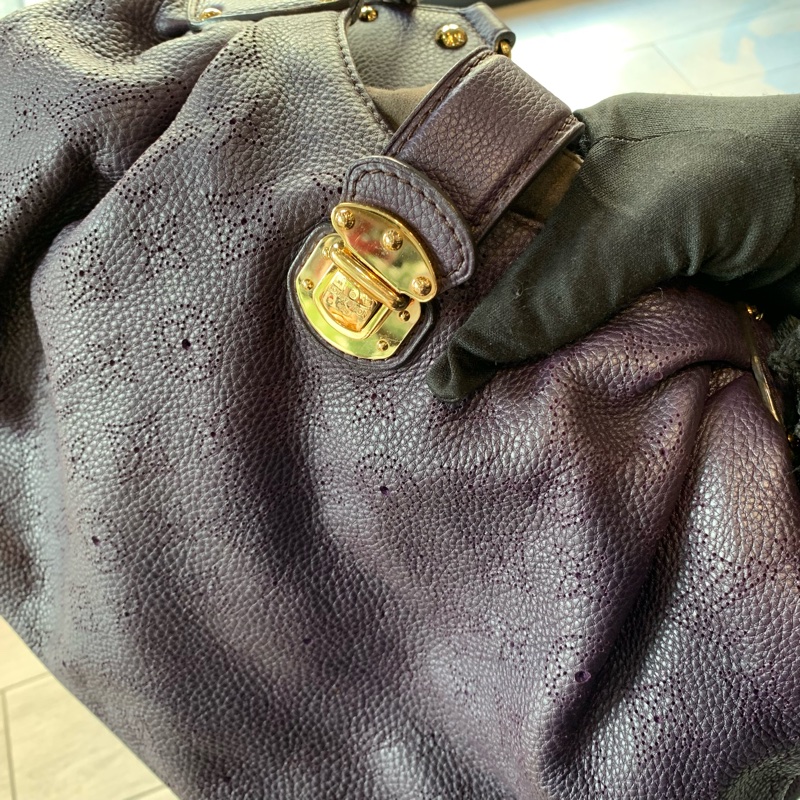 Louis Vuitton Mahina L號抓皺洞洞手提/肩背包(紫色)-2