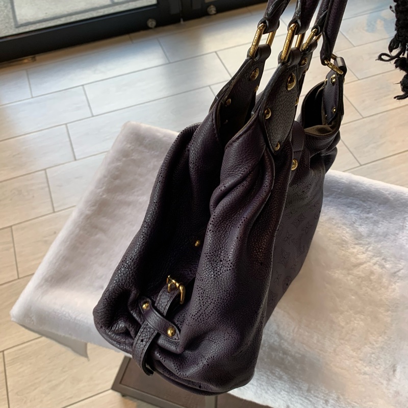 Louis Vuitton Mahina L號抓皺洞洞手提/肩背包(紫色)-3