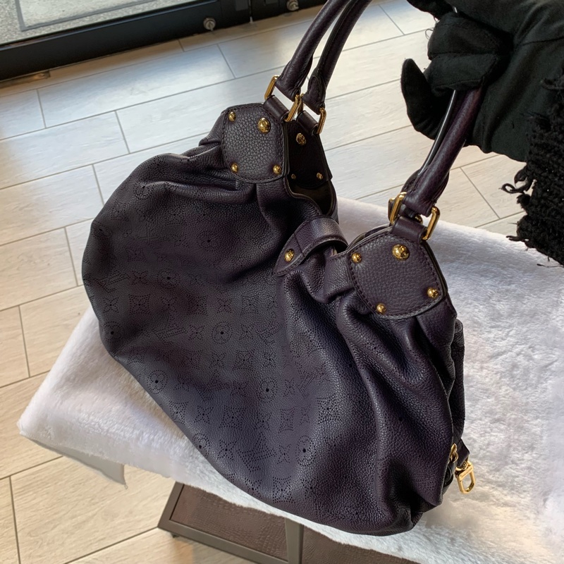 Louis Vuitton Mahina L號抓皺洞洞手提/肩背包(紫色)-4