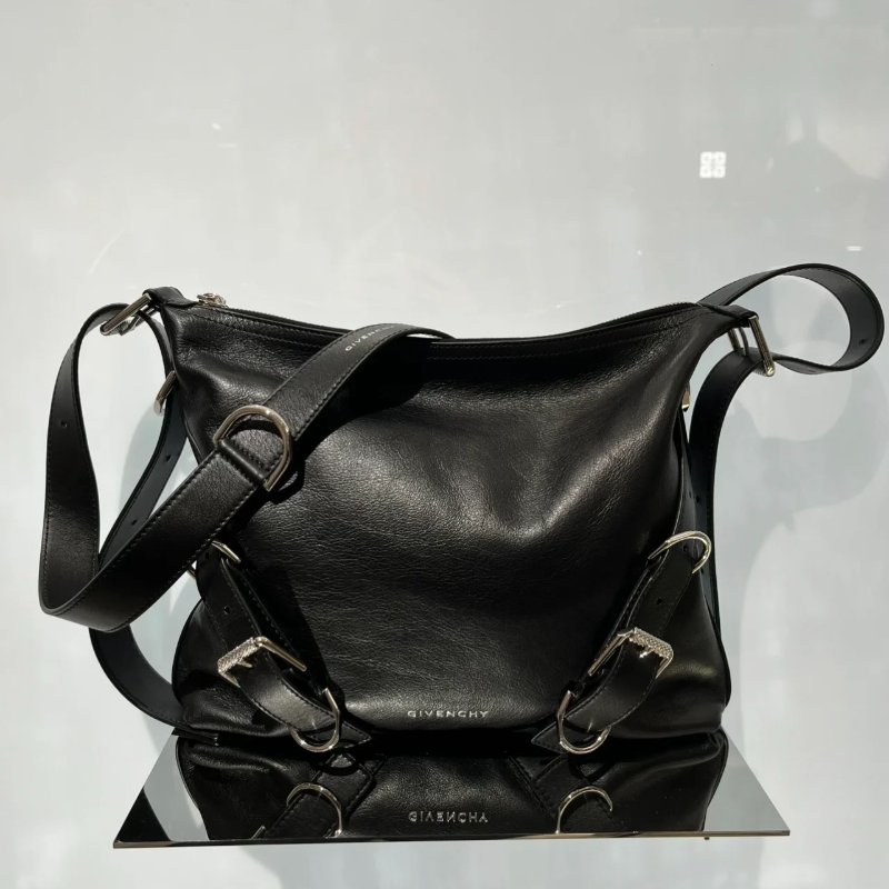 Givenchy 男款/中性款小款 Voyou 斜背包 黑色《2024季度新品》-8