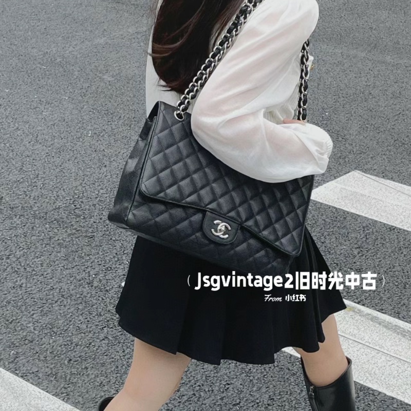 Chanel A58601黑銀荔枝皮Coco Maxi 33肩背包|PopChill 拍拍圈