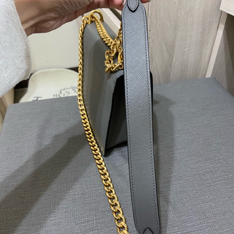Prada 灰藍色鏈條小包-15