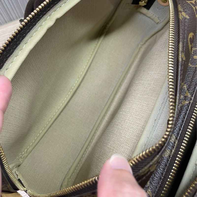 LV M45254 Reporter PM 雙層斜背記者包-15
