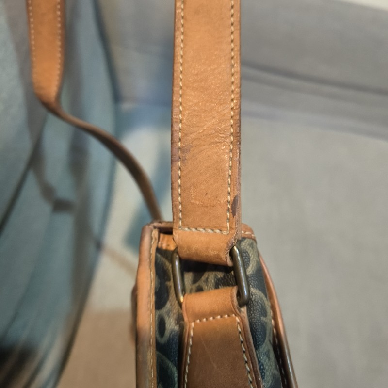 【五月感恩月❤️】限時超殺回饋降價⏰㊣✨Christian Dior✨迪奧 CD 駝色 老花 牛皮 肩背包 郵差包 信封包 斜背包/二手包/保證正品🌳二手樹屋🌳-29