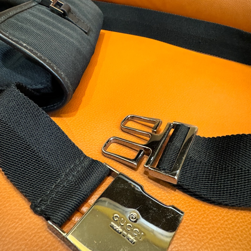 真品Gucci經典黑色 腰包 側背包 胸包 櫃哥櫃姐包-20