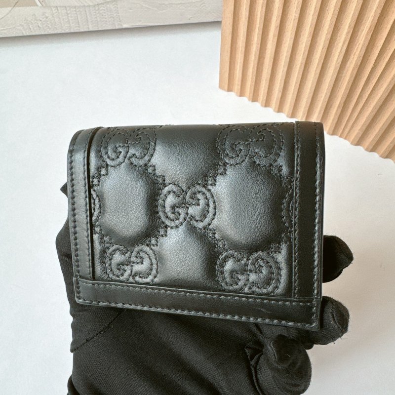 GUCCI MATELASSE 牛皮壓紋釦式短夾-3