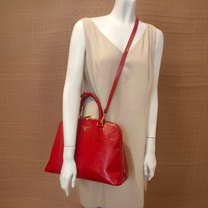 ❌已經售出❌ PRADA 普拉達 BL0836紅色亮皮革貝殼包 手提包附肩帶 兩用包 義大利精品包 保證卡-5
