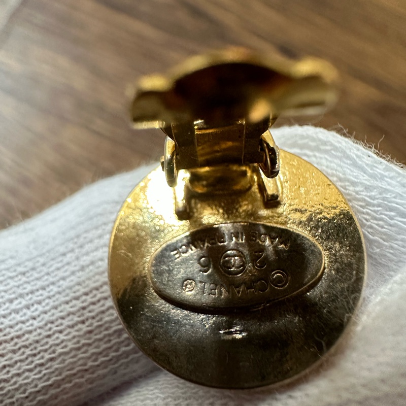 Chanel 圓形CC經典款式 耳夾 vintage-2