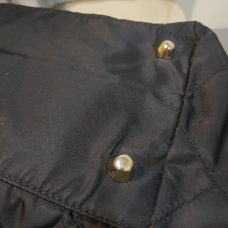 🌴老闆出國渡假♥️限時一週隨便買♥️【8成新】㊣✨ PRADA✨普拉達（附防塵袋）黑色 菱格紋 金屬鍊 帆布 肩背包 手提包 托特包/二手包/二手精品/保證正品-13