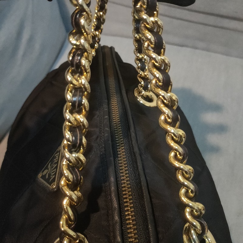 🌴老闆出國渡假♥️限時一週隨便買♥️【8成新】㊣✨ PRADA✨普拉達（附防塵袋）黑色 菱格紋 金屬鍊 帆布 肩背包 手提包 托特包/二手包/二手精品/保證正品-18