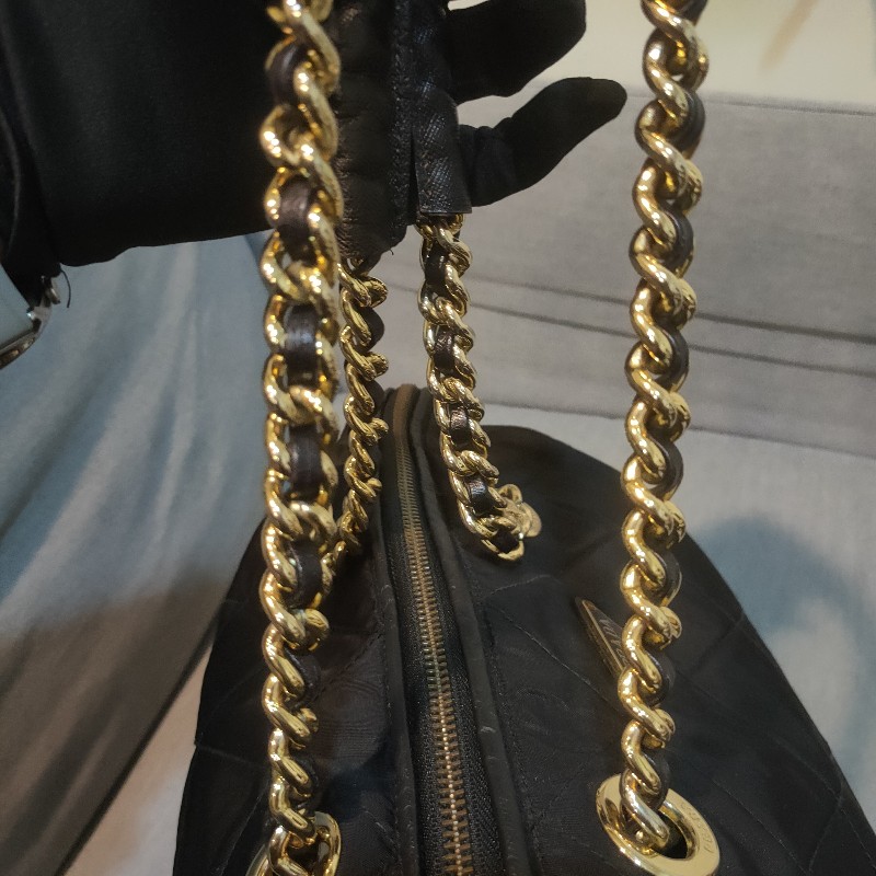 🌴老闆出國渡假♥️限時一週隨便買♥️【8成新】㊣✨ PRADA✨普拉達（附防塵袋）黑色 菱格紋 金屬鍊 帆布 肩背包 手提包 托特包/二手包/二手精品/保證正品-19