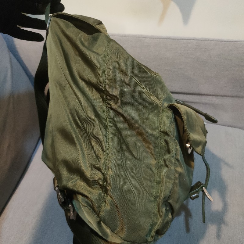 【8成新】㊣✨PRADA✨普拉達 軍綠色 掀蓋式 皮革 輕量 帆布 後背包/二手包/二手精品/保證正品🌳二手樹屋🌳-4
