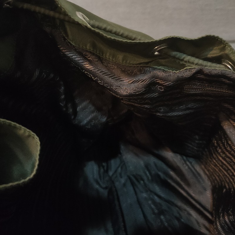 【8成新】㊣✨PRADA✨普拉達 軍綠色 掀蓋式 皮革 輕量 帆布 後背包/二手包/二手精品/保證正品🌳二手樹屋🌳-30