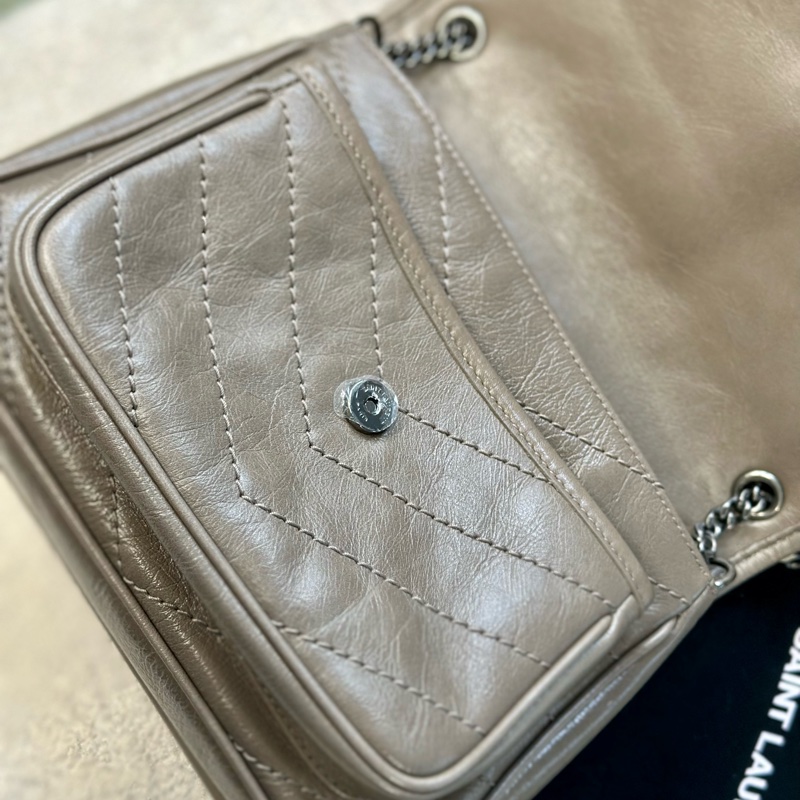 🔥爆款秒殺價釋出🔥#Ysl baby #niki #大象灰 新款 #D釦✨近全新、五金膜沒撕-21