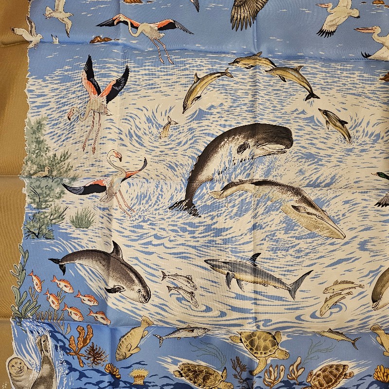 hermes 海洋海龜絲巾. LA VIE PRECIEUSE DE LA MEDITERRANEE HERMES SCARF BY ROBERT DALLET 90 CM SILK NIB-3