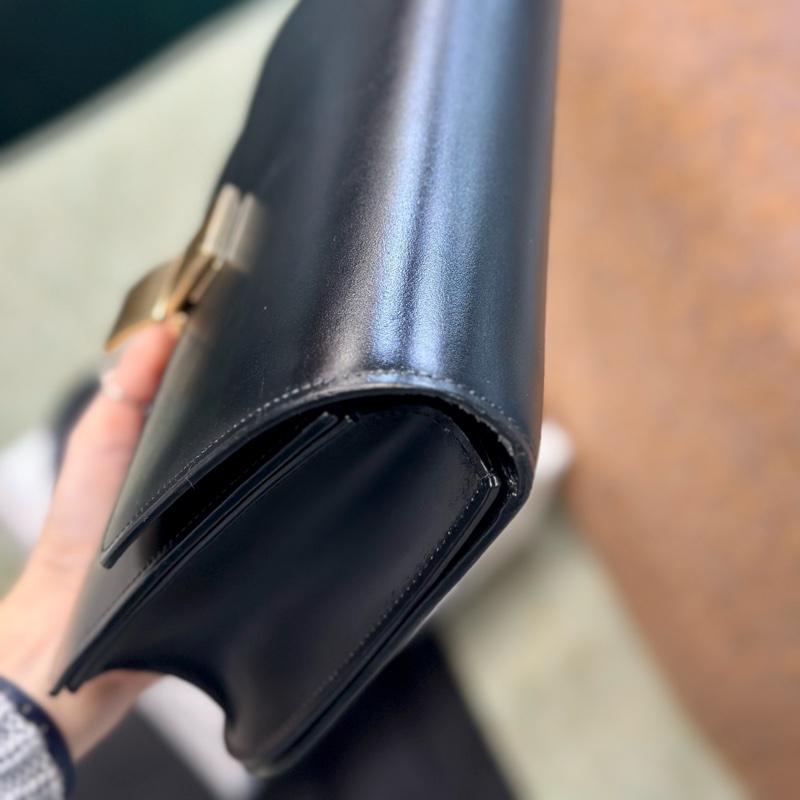 🔥全網最低價🔥#Celine #賽琳classic #box #豆腐包 #方塊包 中號-32