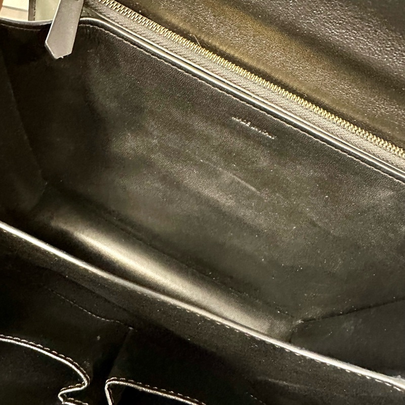 🔥爆款甜價釋出🔥 #Celine #賽琳classic #box #豆腐包 #方塊包 中號-29