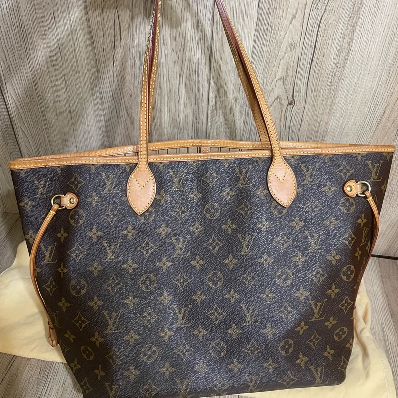 （已售出‼️）Lv Neverfull mm 中款 （整體包況很新❗️經典款便宜賣‼️）-9