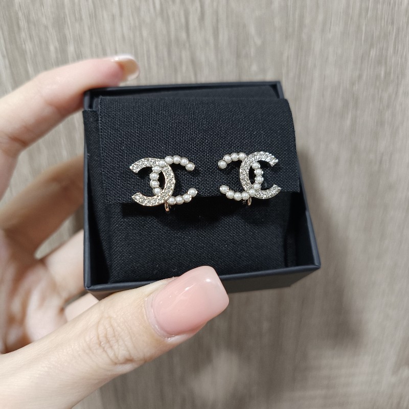 香奈兒 24s珍珠水鑽（夾式）耳環-3