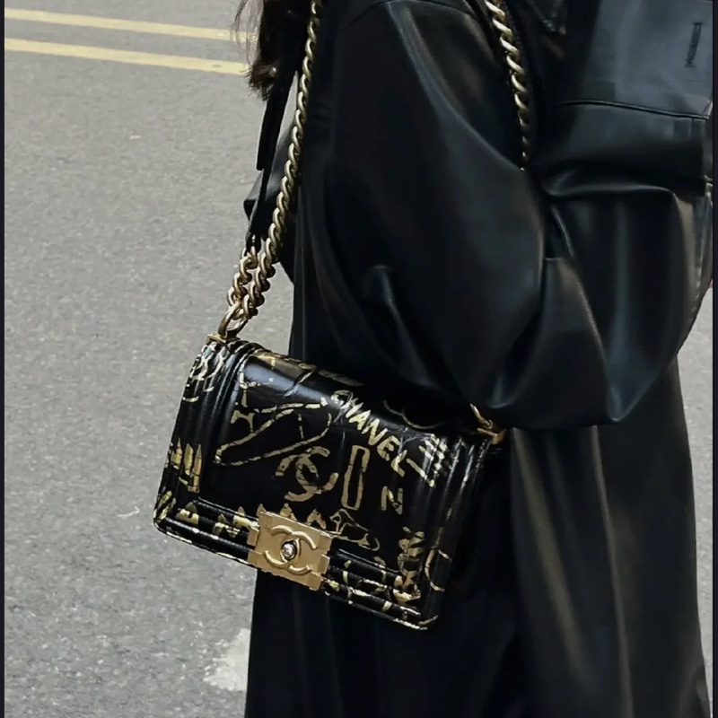 Chanel Leboy 20 埃及限定款 鱷魚壓紋 黑金配色-2