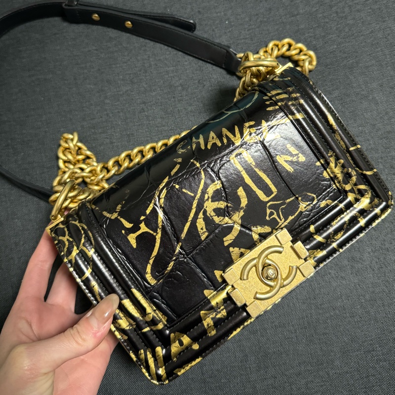 Chanel Leboy 20 埃及限定款 鱷魚壓紋 黑金配色-6