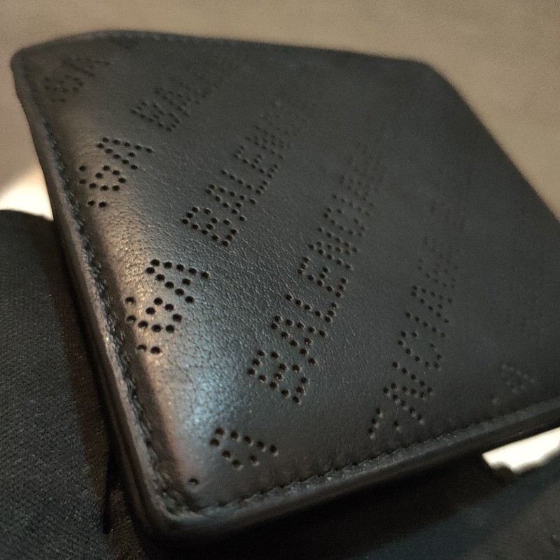 ㊣✨BALENCIAGA✨巴黎世家 （附防塵袋）黑色 雷射雕花 對折 短夾 皮夾 錢包/二手皮夾/二手精品/保證正品🌳二手樹屋🌳-39