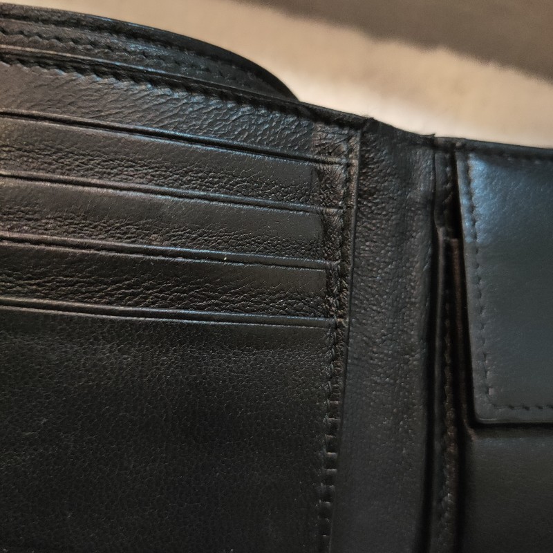 ㊣✨BALENCIAGA✨巴黎世家 （附防塵袋）黑色 雷射雕花 對折 短夾 皮夾 錢包/二手皮夾/二手精品/保證正品🌳二手樹屋🌳-21