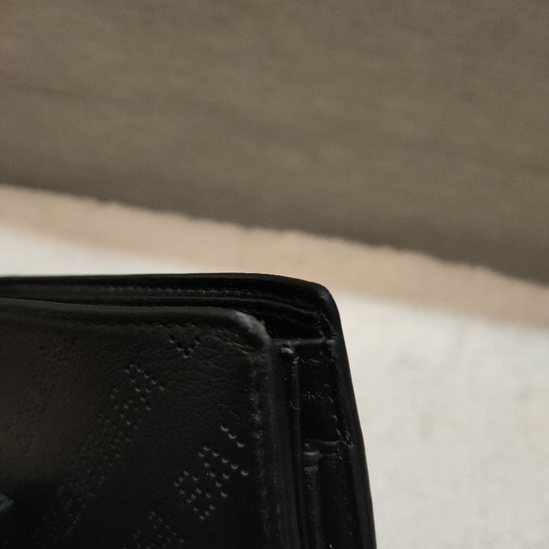 ㊣✨BALENCIAGA✨巴黎世家 （附防塵袋）黑色 雷射雕花 對折 短夾 皮夾 錢包/二手皮夾/二手精品/保證正品🌳二手樹屋🌳-29