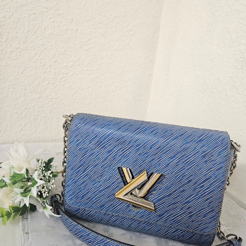CT BAGS|【二手現貨】Louis Vuitton Twist 牛仔藍側背包-1