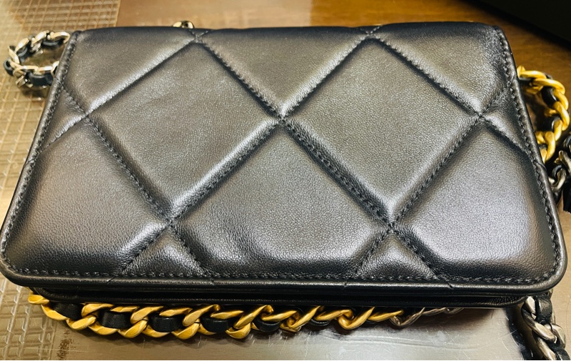 CHANEL 19系列 WOC鏈條包/黑色-2