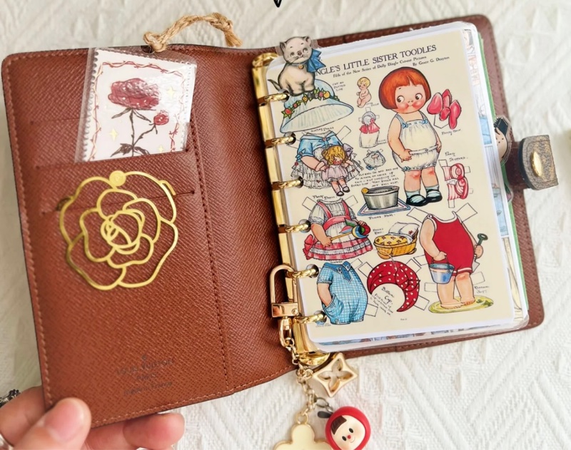 LOUIS VUITTON LV 路易威登 原花 PVC塗層帆布 6孔活頁/手帳/筆記本套/護照夾-10