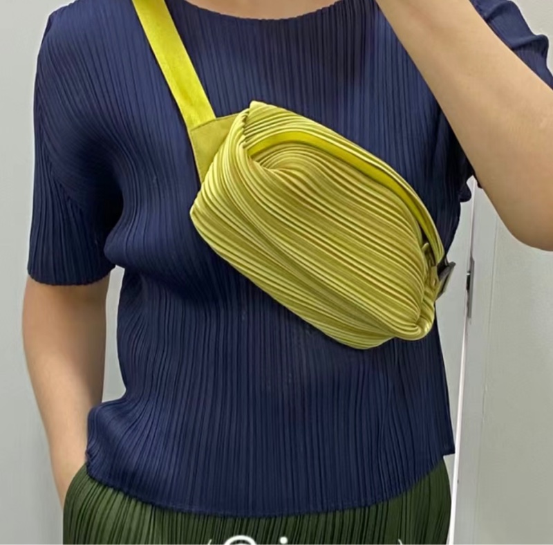 三宅一生皺摺包分享 pp 系 藍紫色 腰包-0