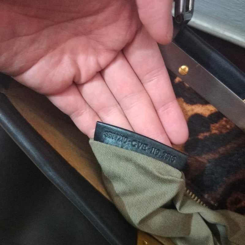 🤎 🐆Fendi 牛皮+豹紋馬毛peekaboo 大包現在很難有 不要錯過  原價192000 割愛47800 尺寸40/32/12 9成新 正常使用痕跡 高標繞道 #有背帶-6